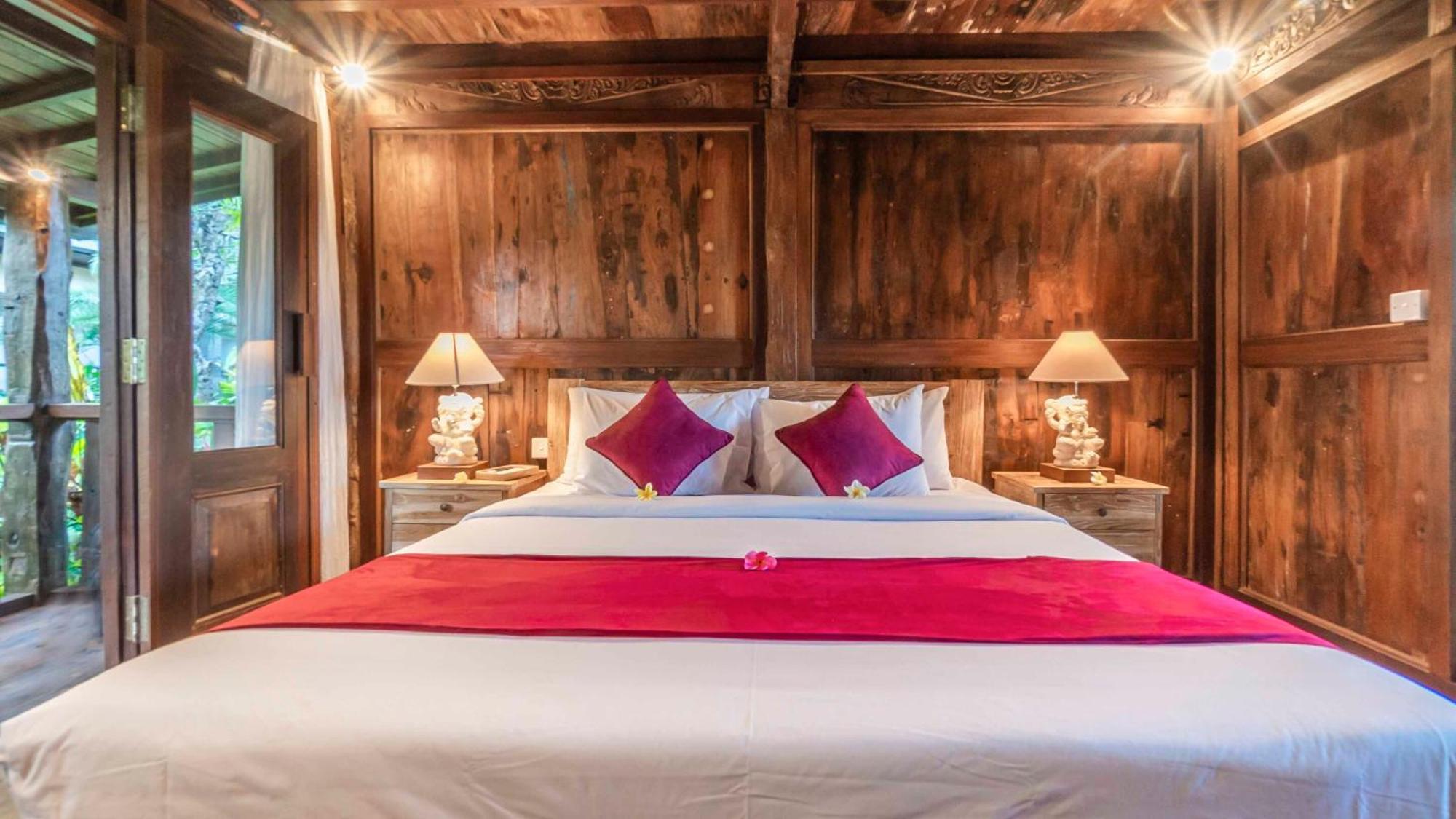 Hotel Grand Paradise Bhuvanesvar Kültér fotó