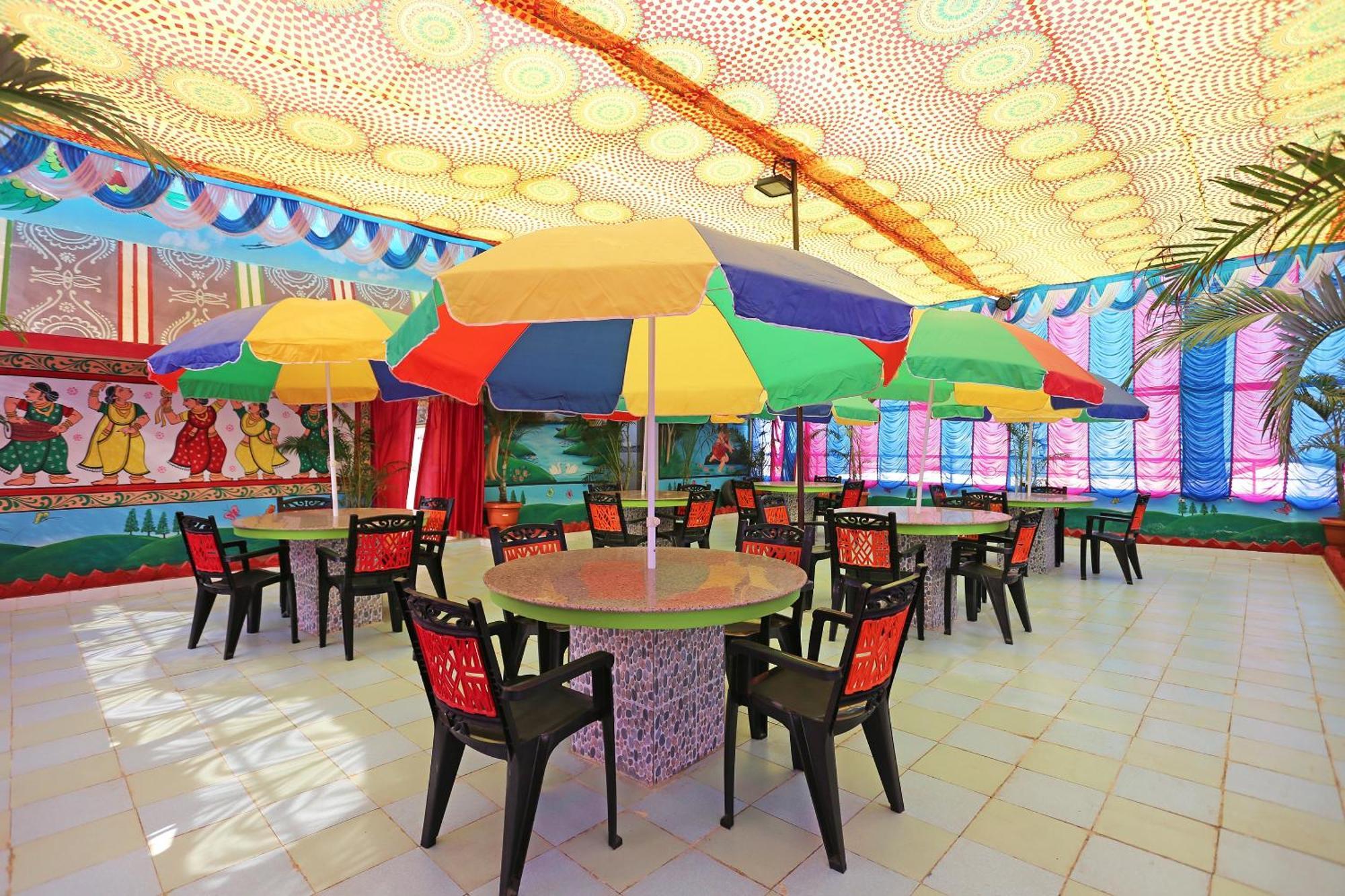 Hotel Grand Paradise Bhuvanesvar Kültér fotó