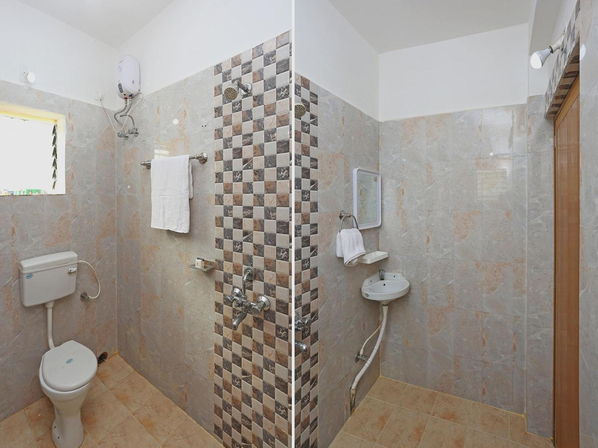 Hotel Grand Paradise Bhuvanesvar Kültér fotó